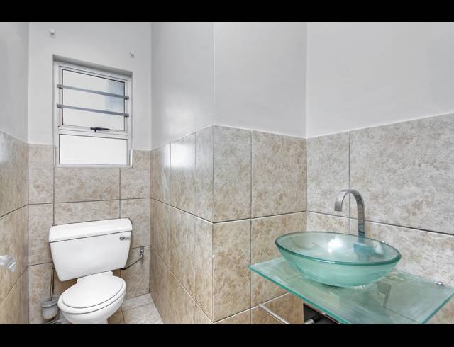 3 BEDROOM CLUSTER FOR SALE IN STRATHAVON